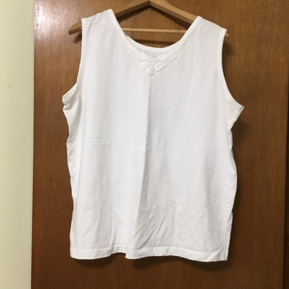 Elegant White Sleeveless Top